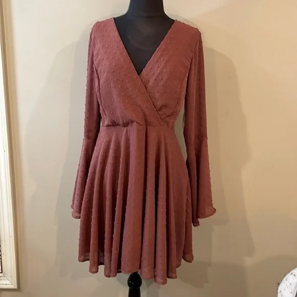 Altar’d State “Gigi” Dress. Chiffon Dots Sheath Dress W/Bell sleeves. Berry - Picture 2 of 12